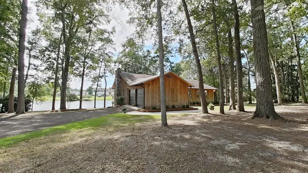$579,900 | 289 Lake Trace Drive, Thomasville, GA 31757