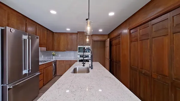 $579,900 | 289 Lake Trace Drive, Thomasville, GA 31757