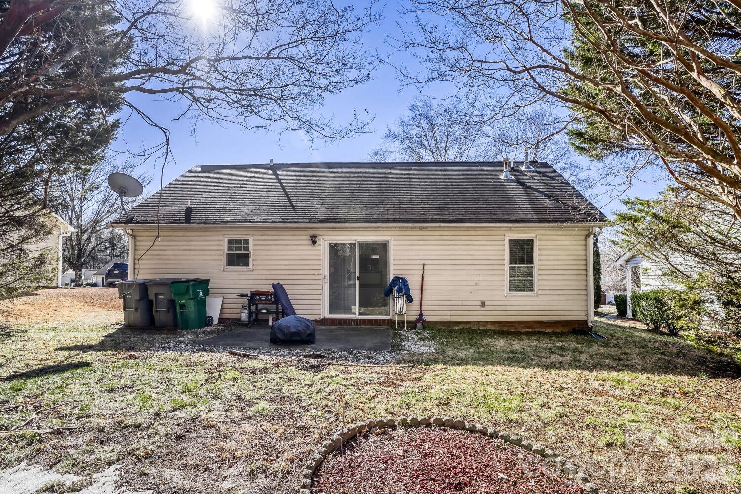 1412 Bells Knox Road Charlotte, NC 28214 - Photo 24 of 28