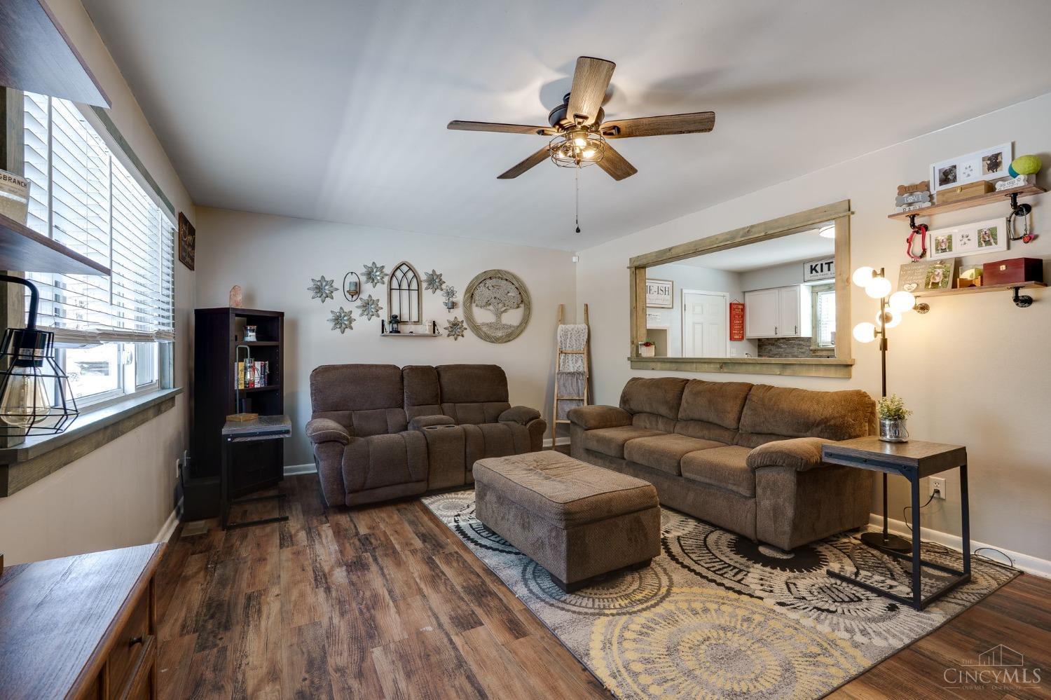 5879 Manchester Road Franklin, OH 45005 - Photo 2 of 23 Gallery Image 2