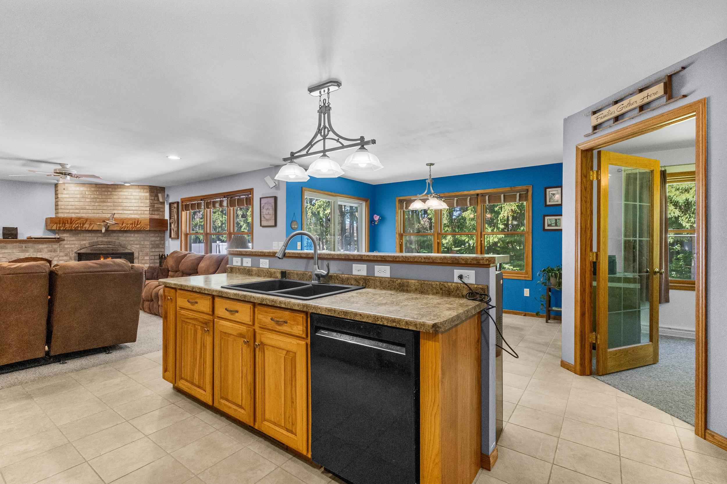 511 Ponderosa Road Reedsville, WI 54230 - Photo 4 of 63