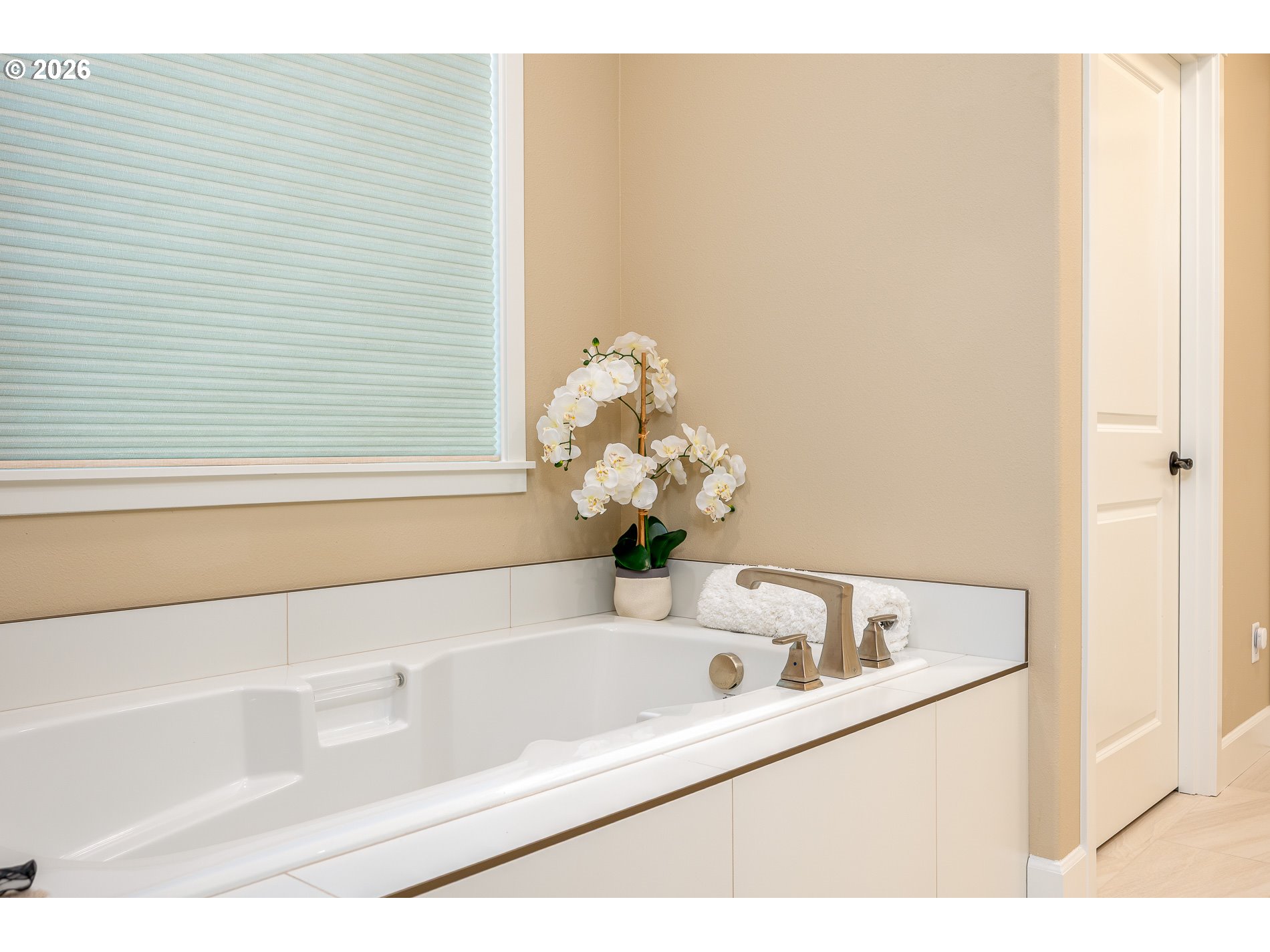 Undisclosed Address Ridgefield, WA 98642 - Photo 25 of 46 a white bath tub sitting next to a white sink