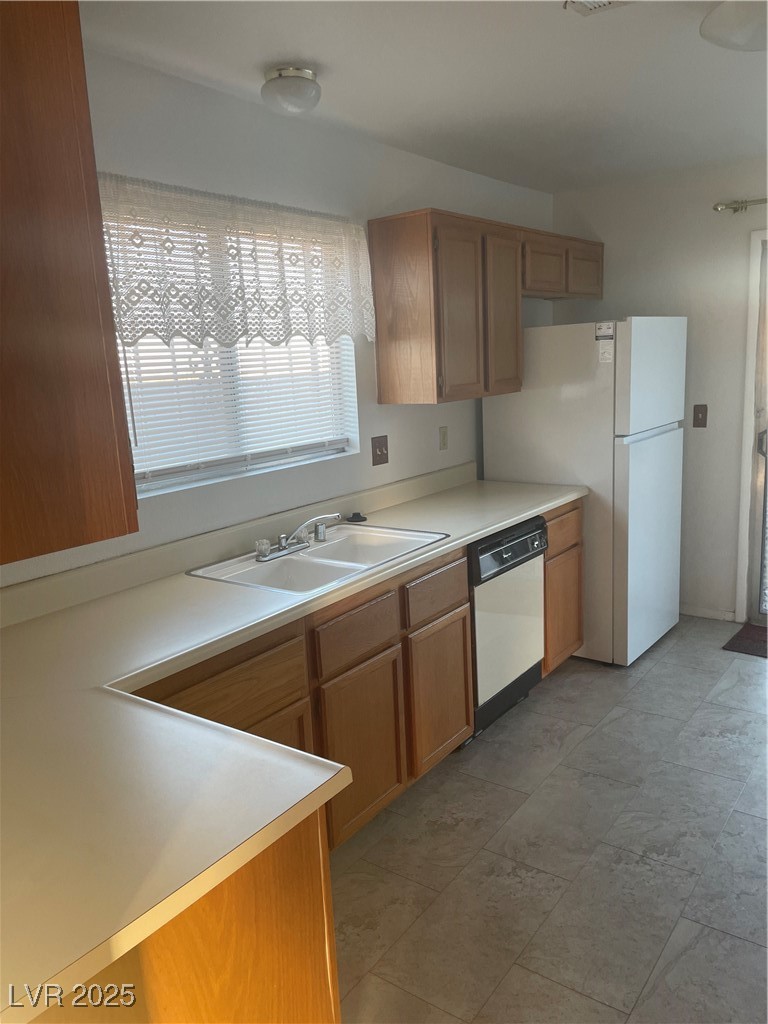 609 West Victory Road Henderson, NV 89015 - Photo 8 of 21