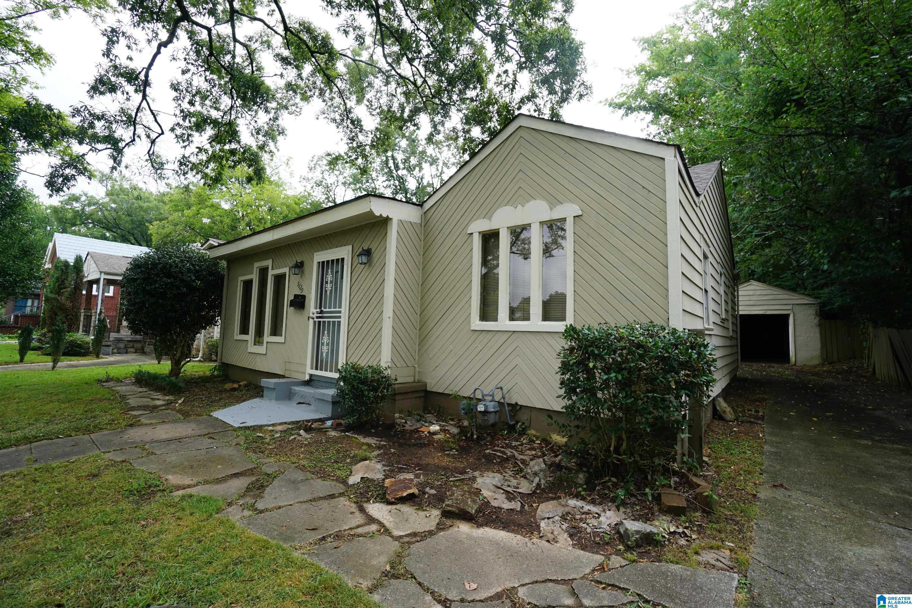 5129 Farrell Avenue Fairfield, AL 35064 - Photo 2 of 4