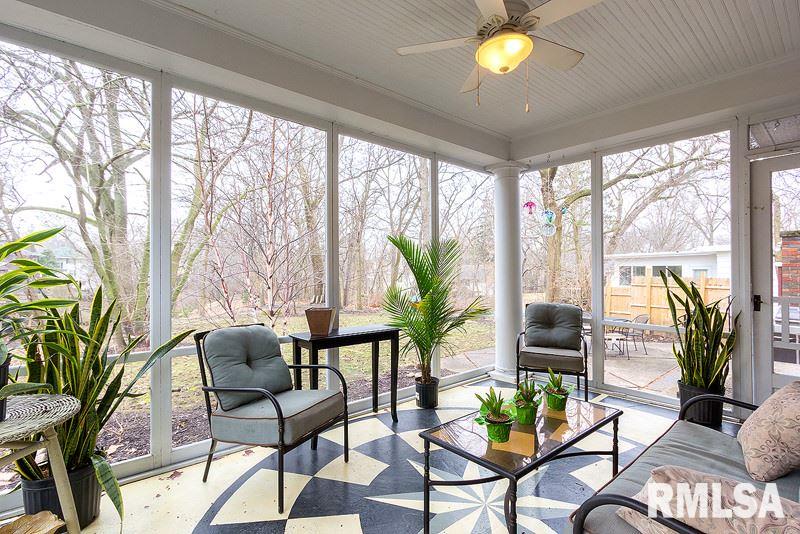 2739 Middle Road Davenport, IA 52803 - Photo 20 of 24 Gallery Image 20