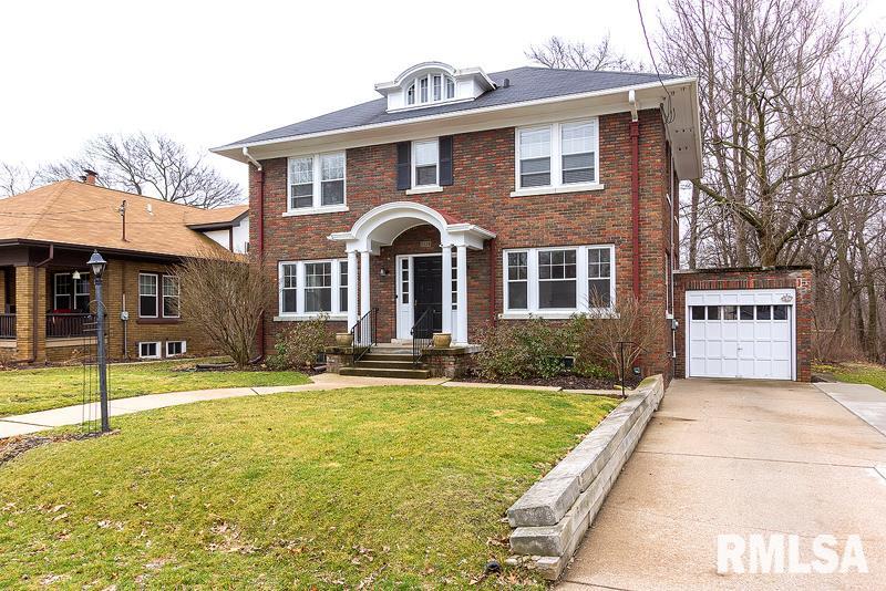 2739 Middle Road Davenport, IA 52803 - Photo 2 of 24 Gallery Image 2