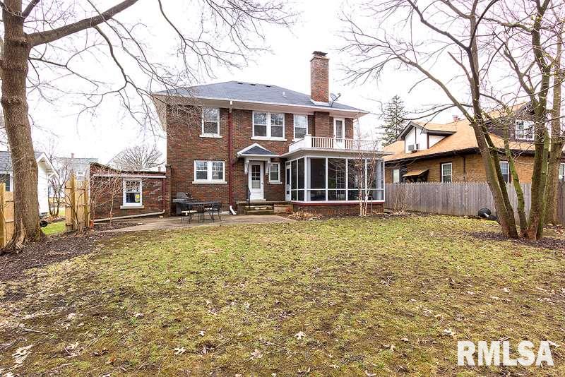 2739 Middle Road Davenport, IA 52803 - Photo 21 of 24 Gallery Image 21