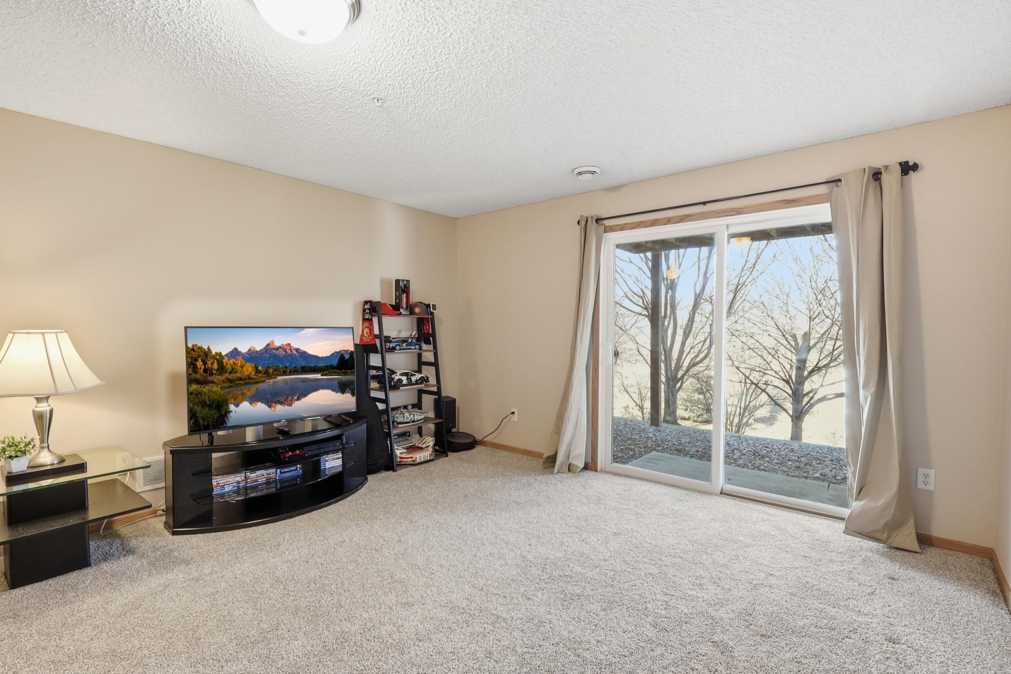 4580 Blaylock Circle Inver Grove Heights, MN 55076 - Photo 23 of 45