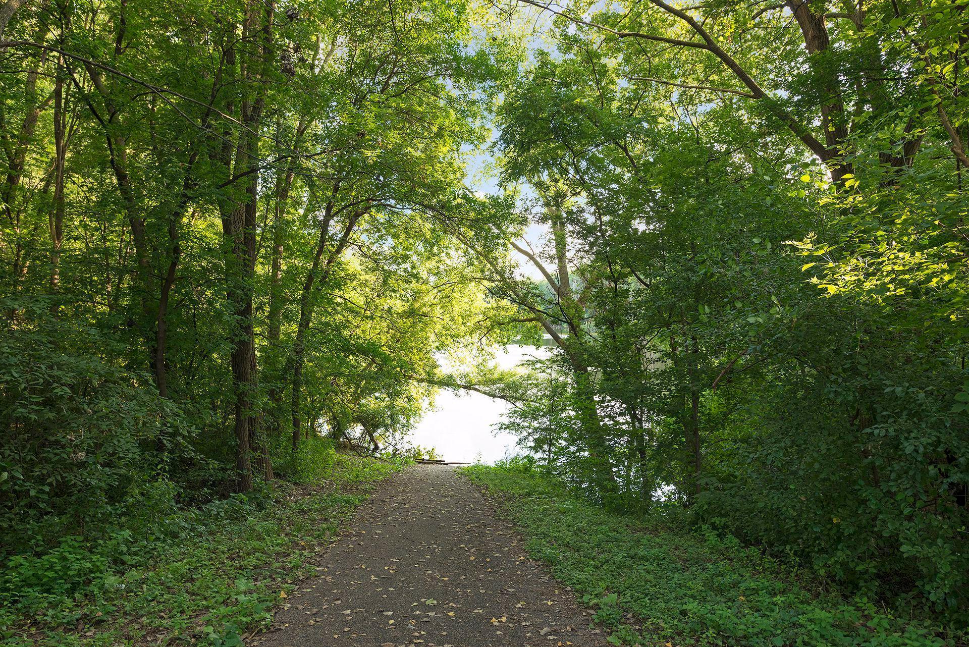 4580 Blaylock Circle Inver Grove Heights, MN 55076 - Photo 35 of 45