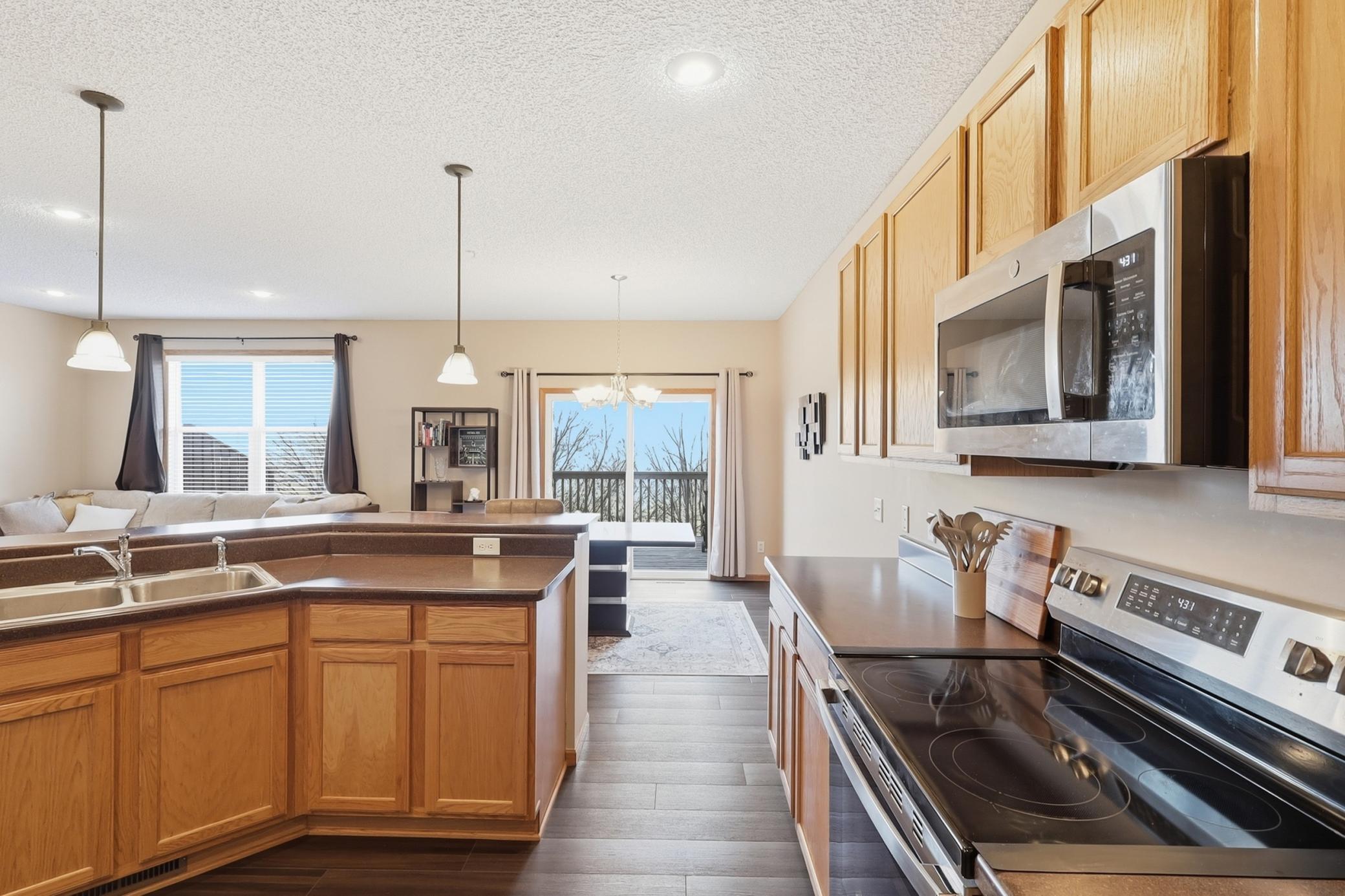 4580 Blaylock Circle Inver Grove Heights, MN 55076 - Photo 7 of 45