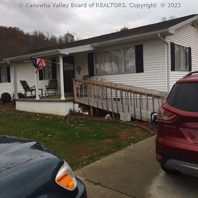 422 Poca River Road South Poca, WV 25159 - Photo 1 of 4 Gallery Image 1