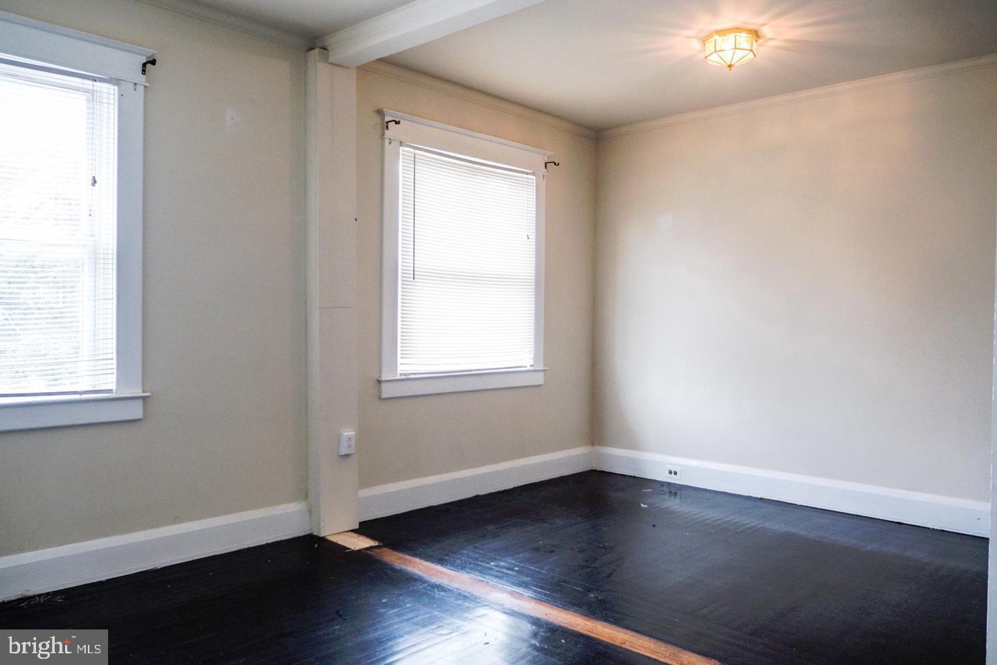 709 North Woodington Road Baltimore, MD 21229 - Photo 11 of 30