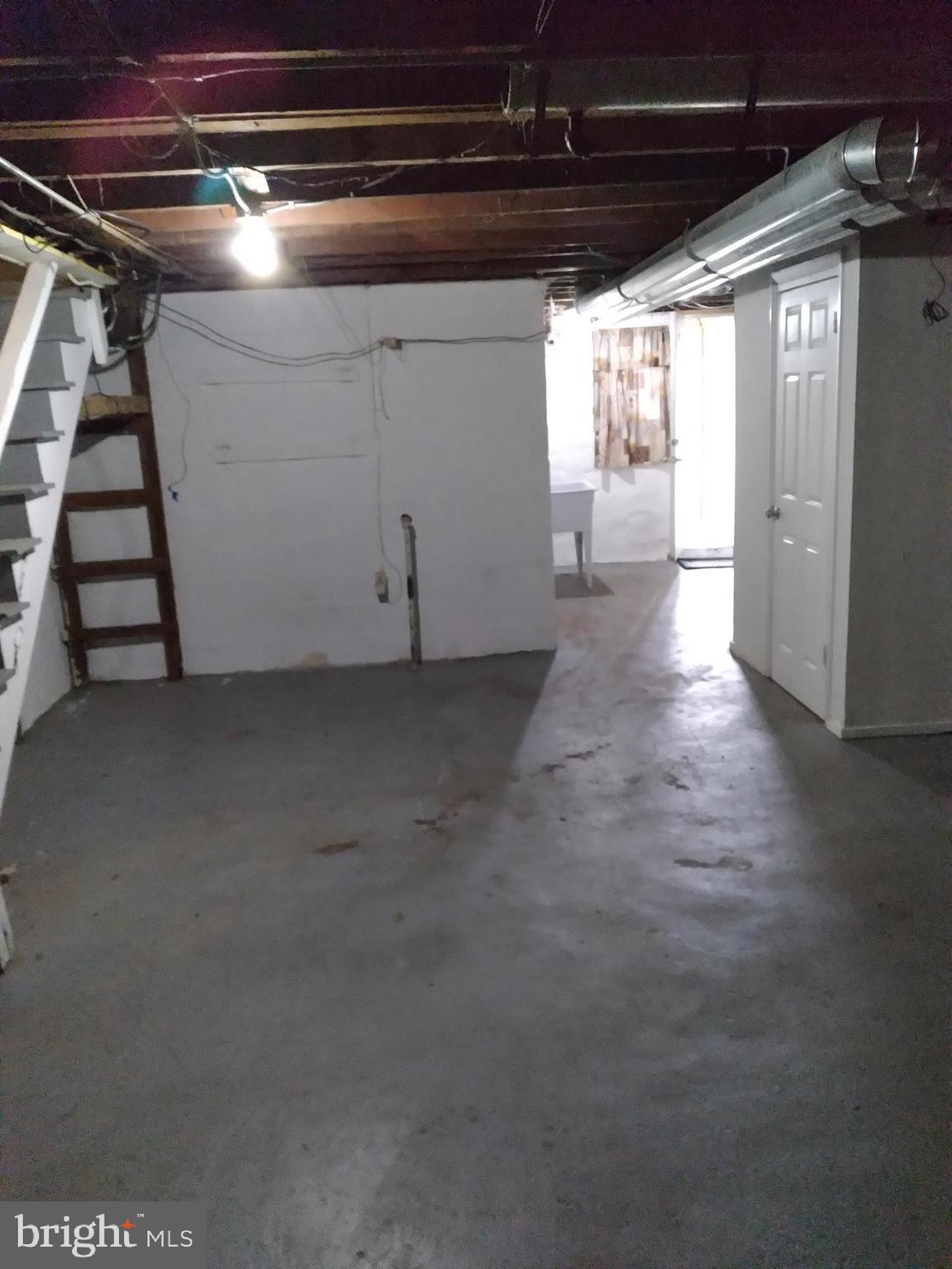 709 North Woodington Road Baltimore, MD 21229 - Photo 27 of 30