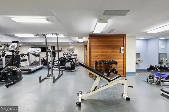 $355,000 | 3701 South George Mason Drive, Unit 417N, Falls Church, VA 22041