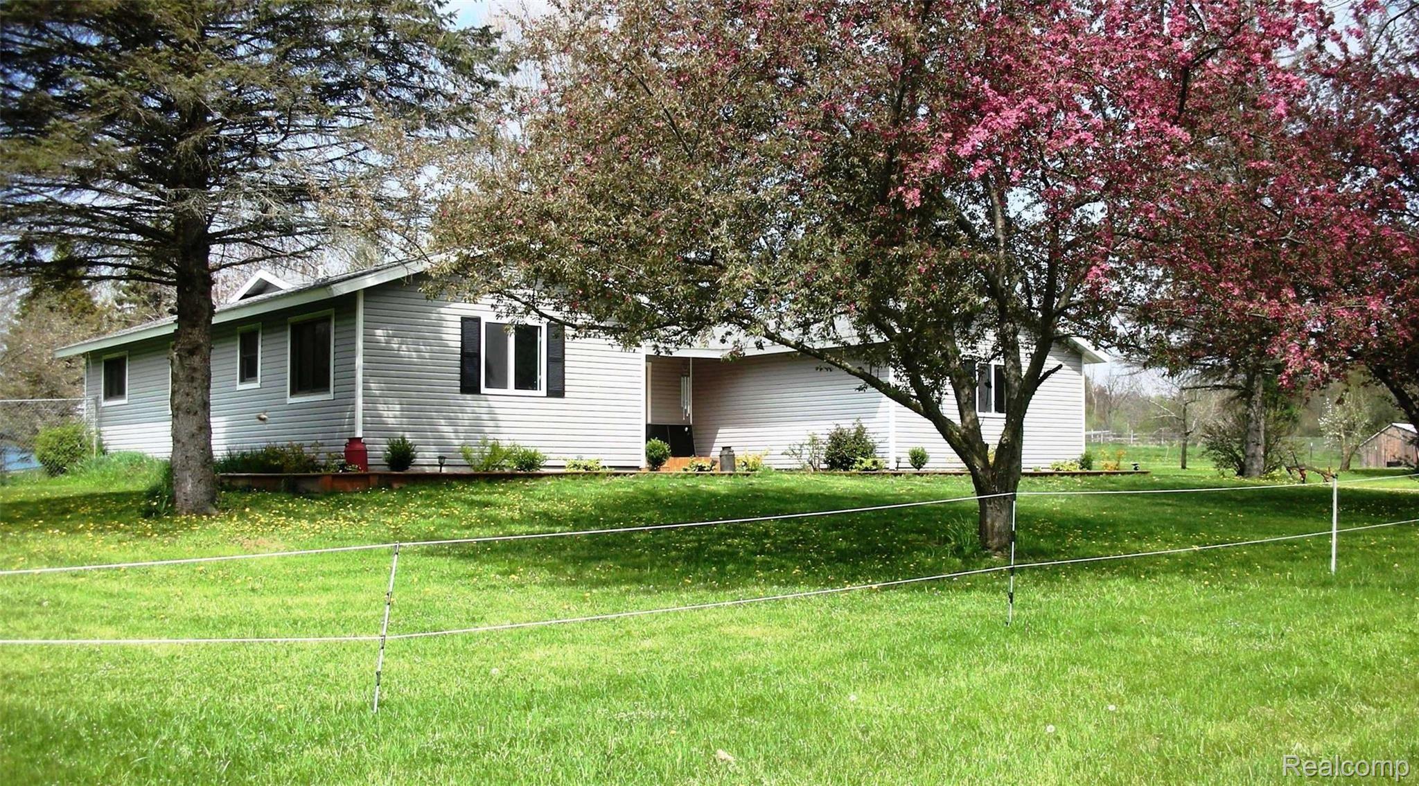 3893 Flint River Road Columbiaville, MI 48421 - Photo 3 of 43 010.JPG