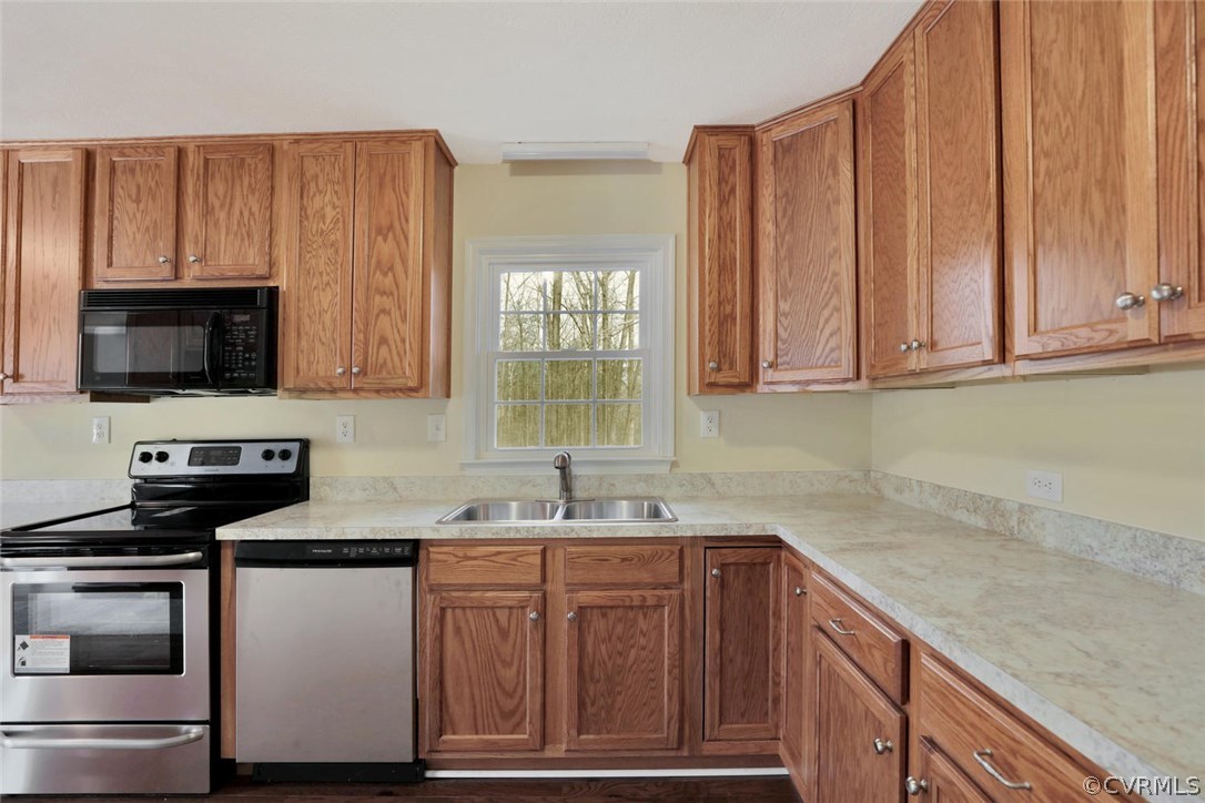 2569 Mountain View Road Powhatan, VA 23139 - Photo 3 of 26 Gallery Image 3