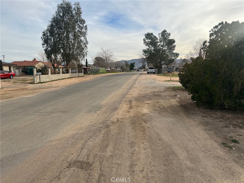 21865 Fox Apple Valley, CA 92307 - Photo 21 of 22