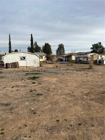 $250,000 | 21865 Fox, Apple Valley, CA 92307