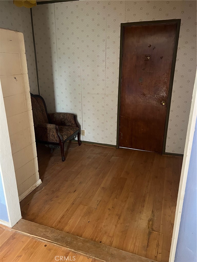 21865 Fox Apple Valley, CA 92307 - Photo 5 of 22