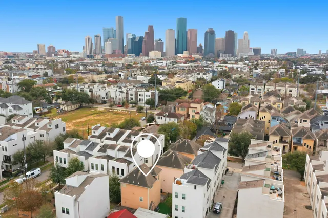 $475,000 | 1714 Ovid Street, Unit C, Houston, TX 77007