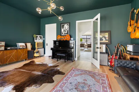 $1,624,900 | 1110 Grovewood Lane, Houston, TX 77008