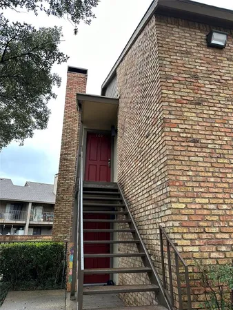 a view of a brick building