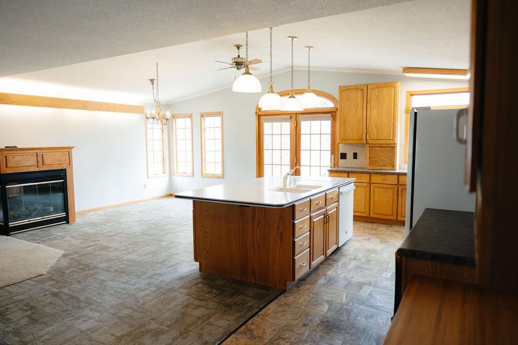 9512 11th Avenue Southwest Cavalier, ND 58220 - Photo 4 of 38