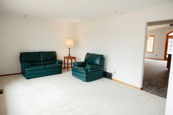 $225,000 | 9512 11th Avenue Southwest, Cavalier, ND 58220