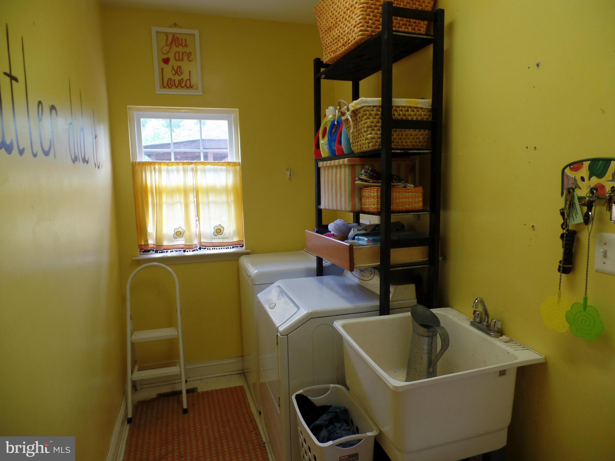 4 Spring Heath Court Baltimore, MD 21244 - Photo 17 of 24 View