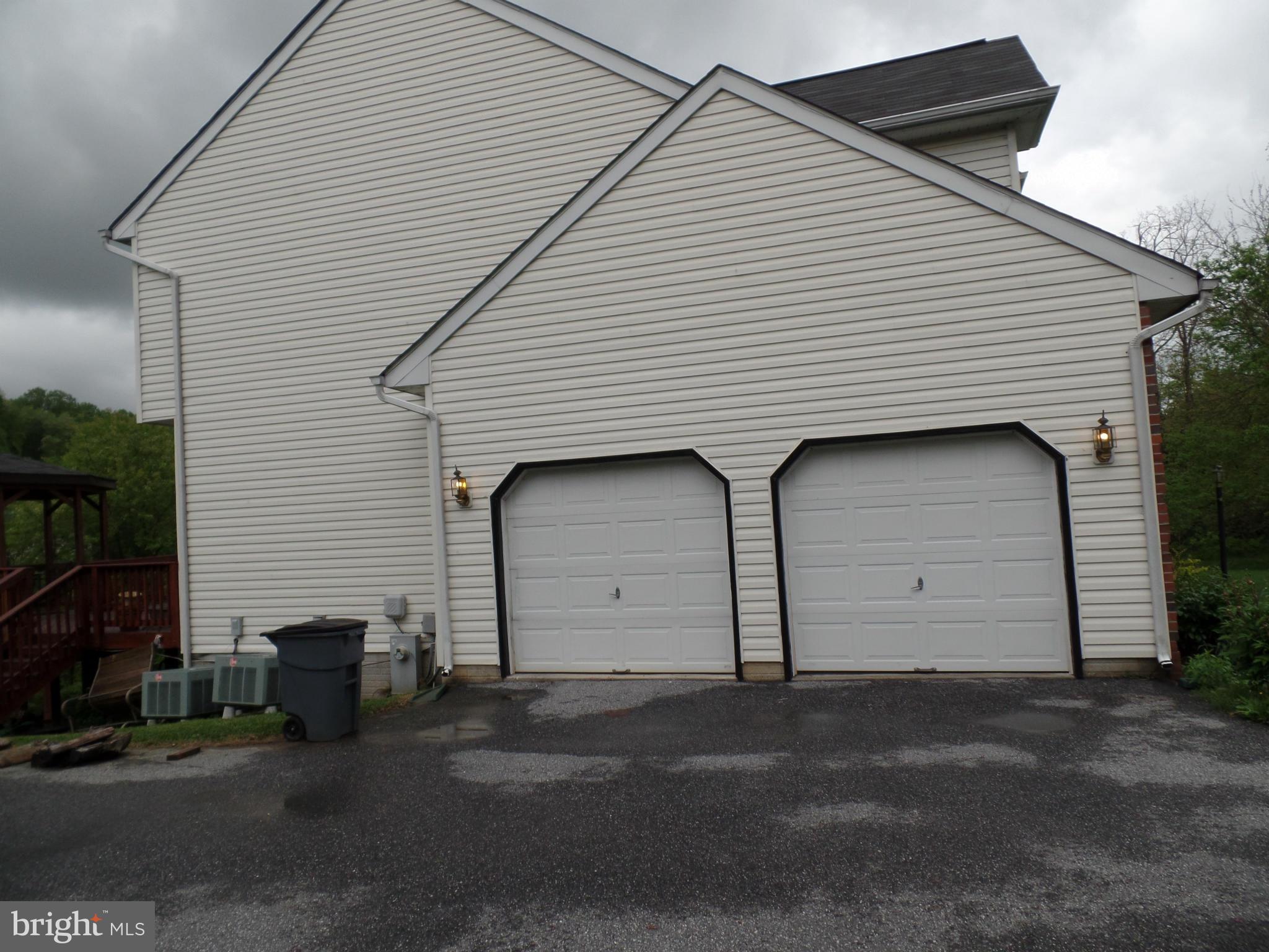 4 Spring Heath Court Baltimore, MD 21244 - Photo 21 of 24 View