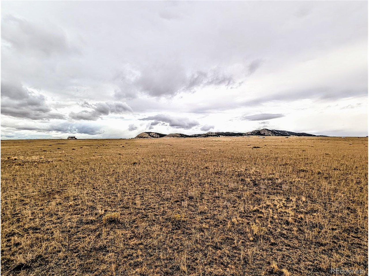 4862 Larimer Road Hartsel, CO 80449 - Photo 18 of 23 a view of city and ocean