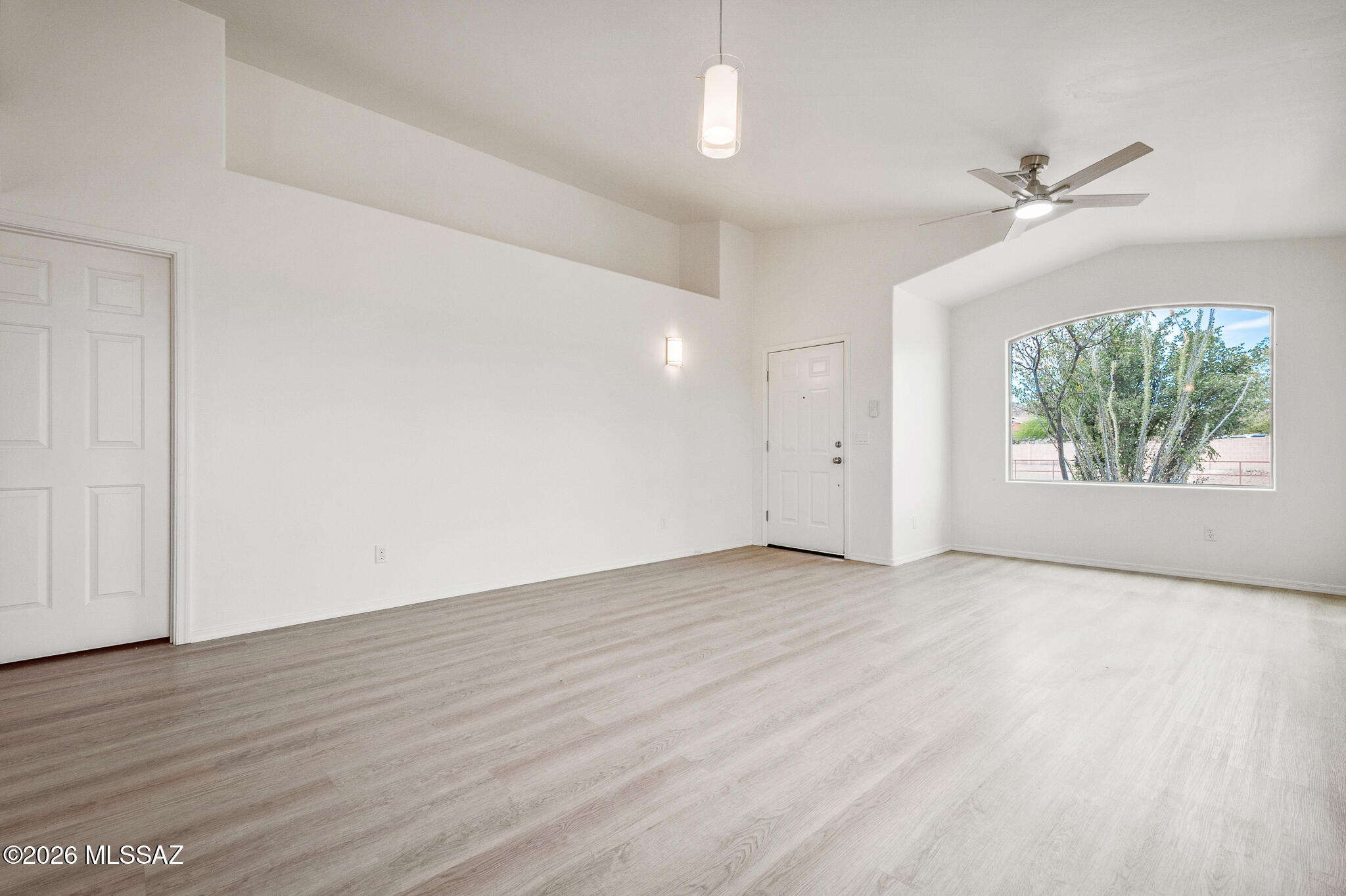 3705 West Tetakusim Road Tucson, AZ 85746 - Photo 9 of 44