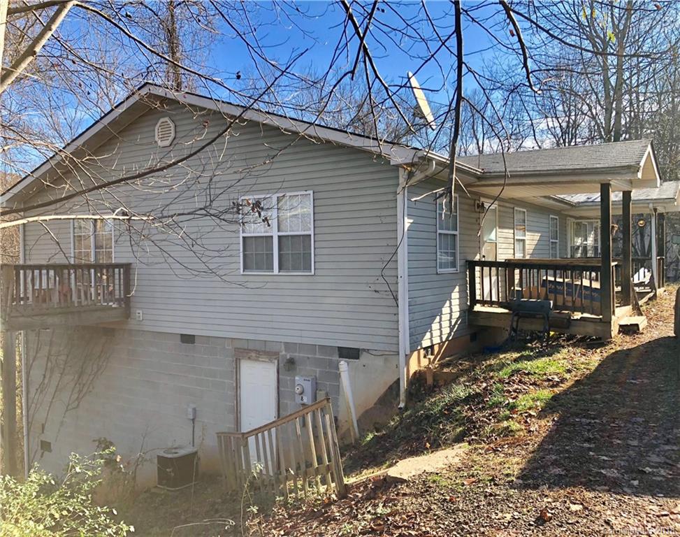 11 J R Lane Candler, NC 28715 - Photo 2 of 13 Gallery Image 2