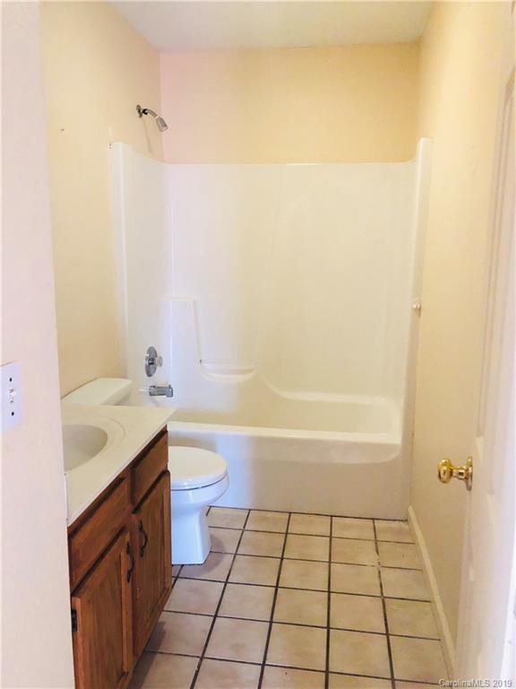 11 J R Lane Candler, NC 28715 - Photo 8 of 13 Gallery Image 8