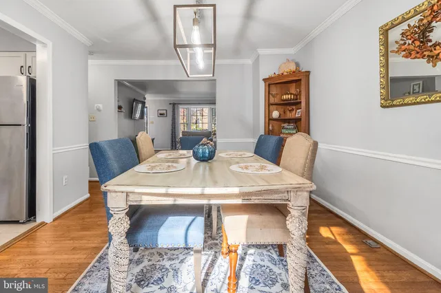 $614,900 | 6057 Crown Royal Circle, Alexandria, VA 22310