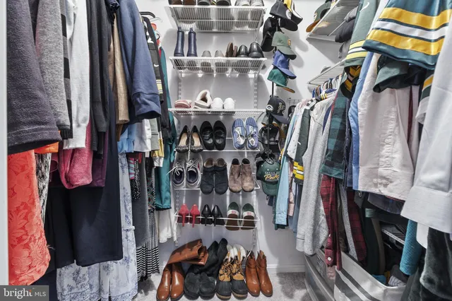 $614,900 | 6057 Crown Royal Circle, Alexandria, VA 22310