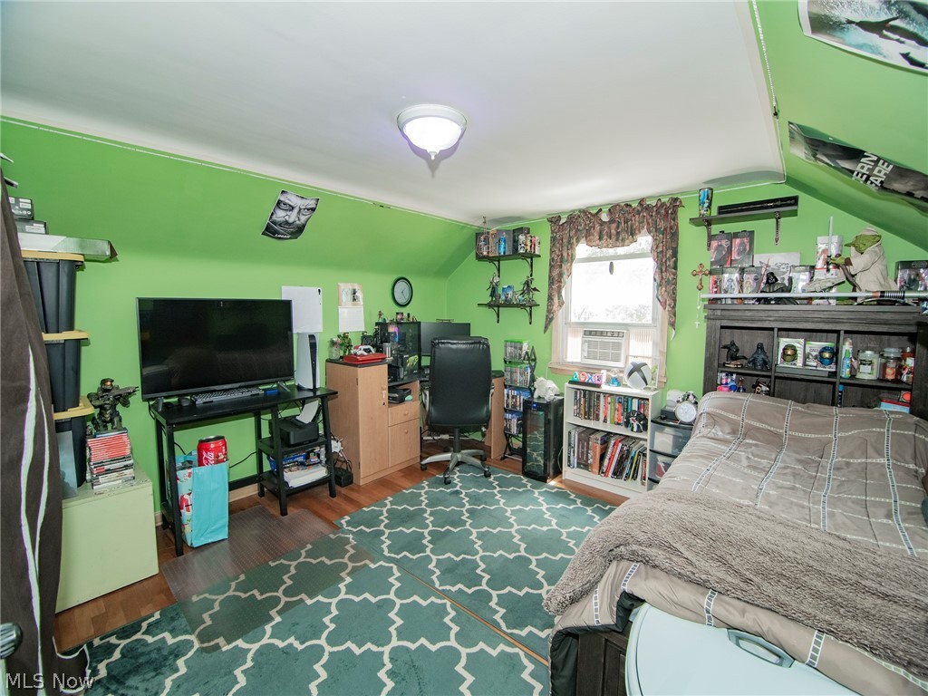 9438 Stonington Road Parma Heights, OH 44130 - Photo 19 of 27 possible Bedroom 4/ bonus room