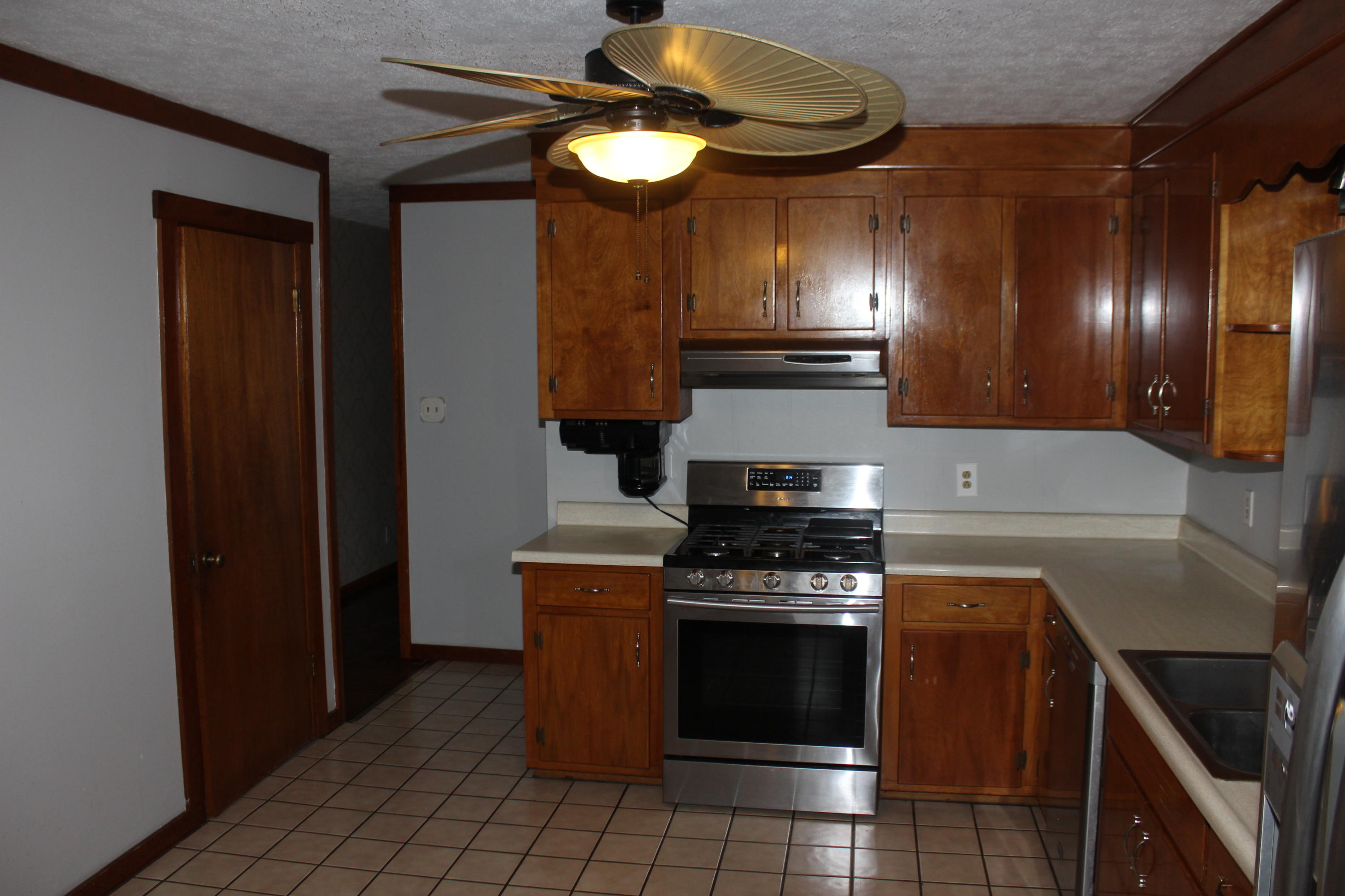 8224 Spruceland Road Powell, TN 37849 - Photo 8 of 26 IMG_9250