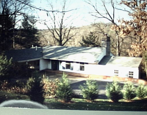 1614 Hillcrest Road Chattanooga, TN 37405 - Photo 1 of 1 Primary Photo
