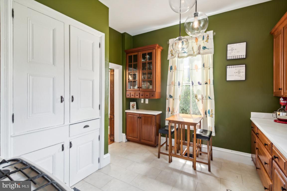 503 Kings Highway Mickleton, NJ 08056 - Photo 12 of 26 a view of a dining room with furniture and window