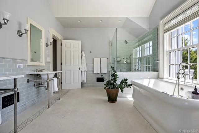 $11,750,000 | Undisclosed Address, Millerton, NY 12546