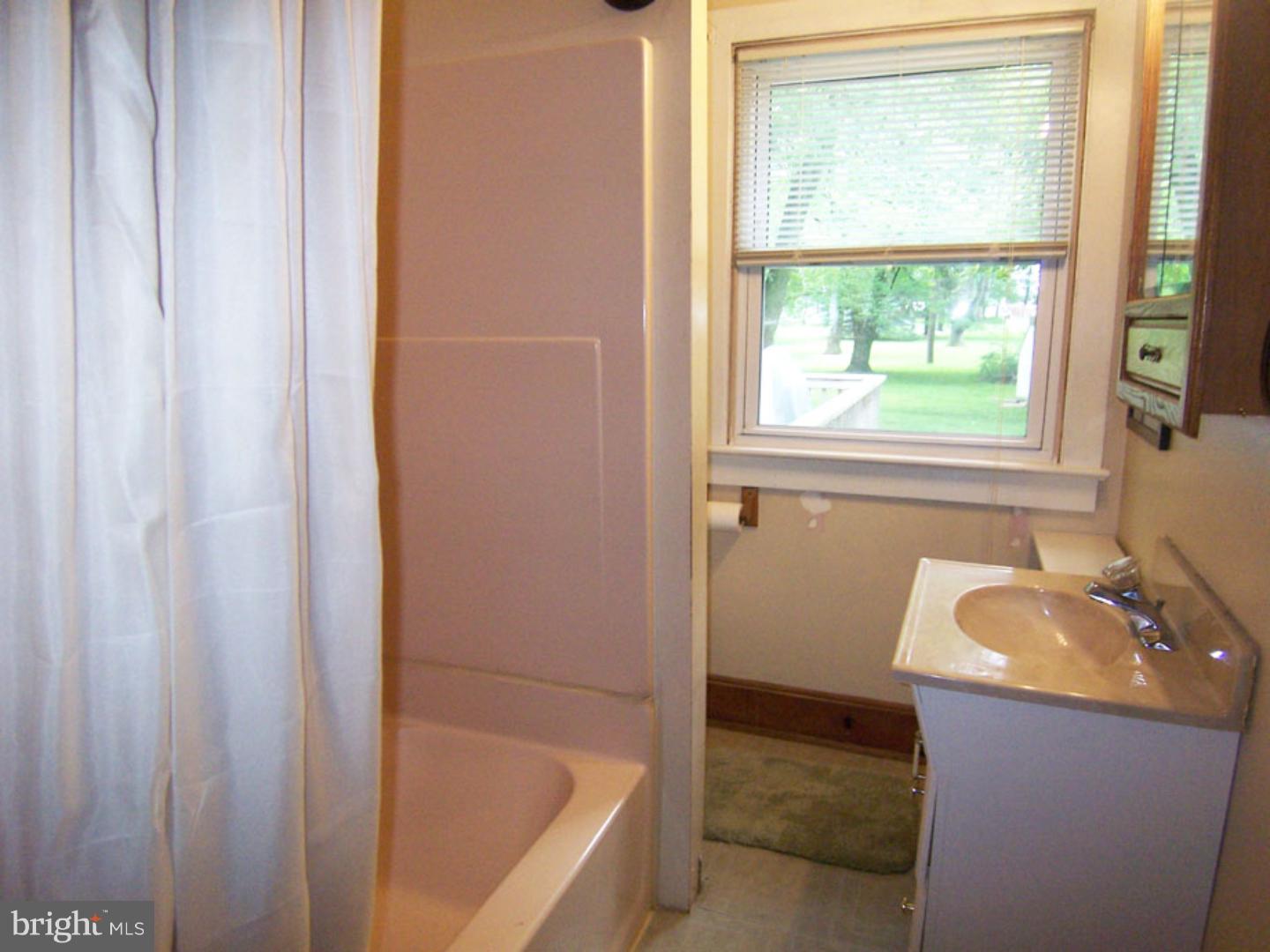 489 Taylor Road Downingtown, PA 19335 - Photo 13 of 24 Bathroom