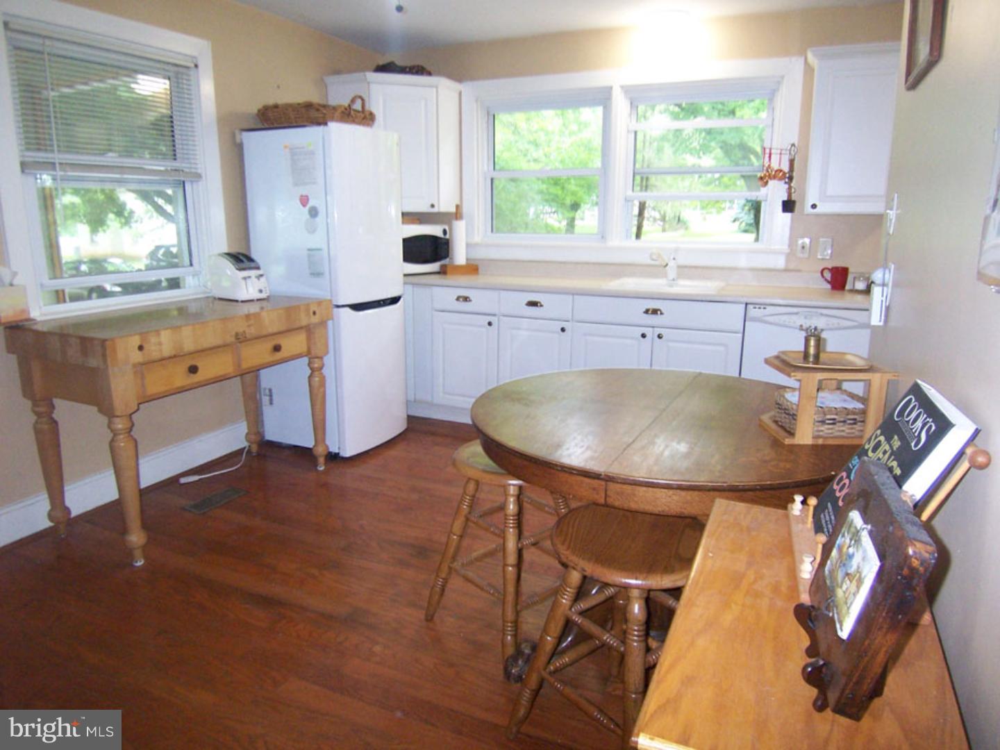 489 Taylor Road Downingtown, PA 19335 - Photo 5 of 24 Kitchen