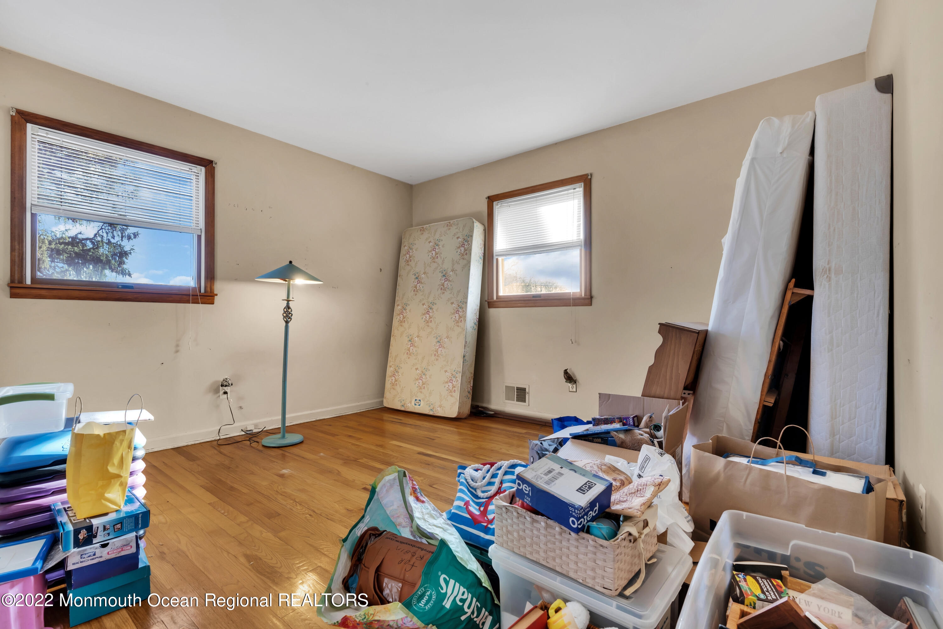 9 Holland Road Middletown, NJ 07748 - Photo 4 of 30 024__dsc0757