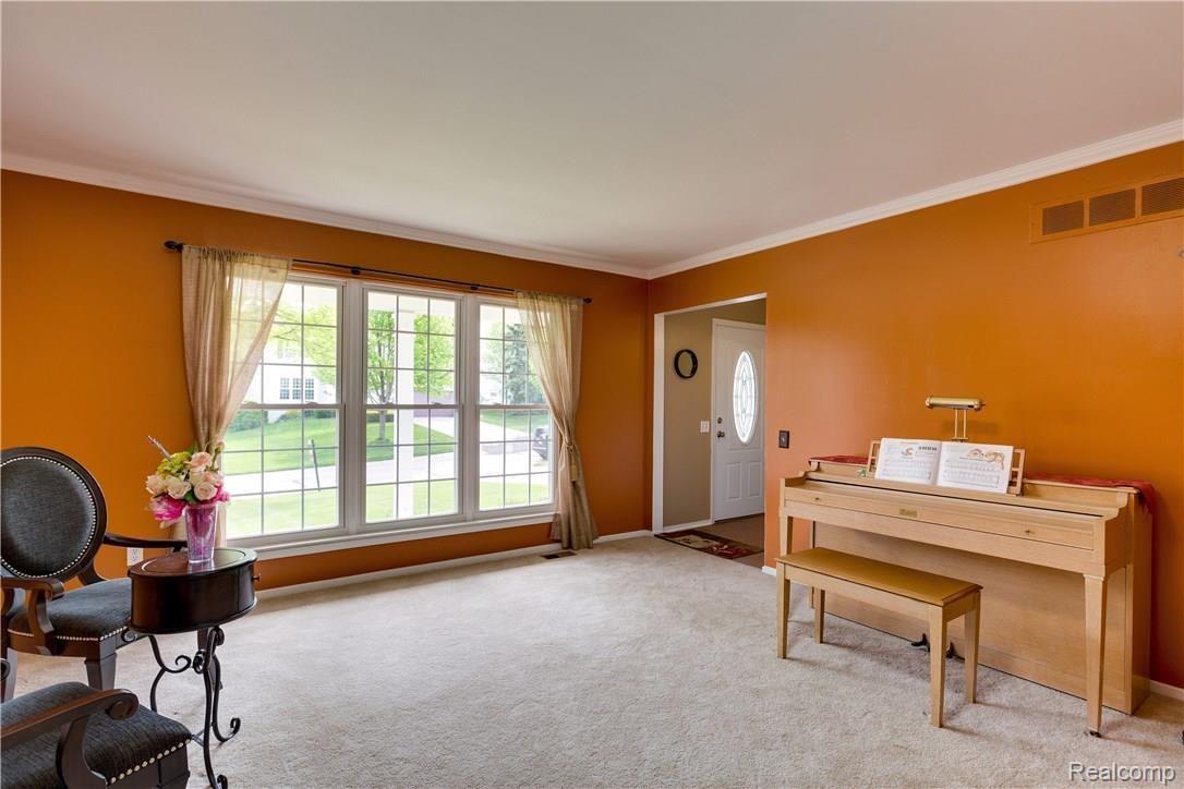 532 Bolinger Street Rochester, MI 48307 - Photo 17 of 21 532 Bolinger Rochester Hills-print-002-1-532 Bolinger002FULL-4200x2800-300dpi.jpg