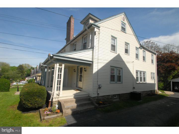 327 Oak Road Glenside, PA 19038 - Photo 2 of 24 Exterior Side