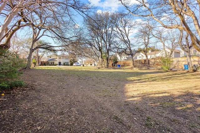 $800,000 | 8058 Eagle Trail, Dallas, TX 75238