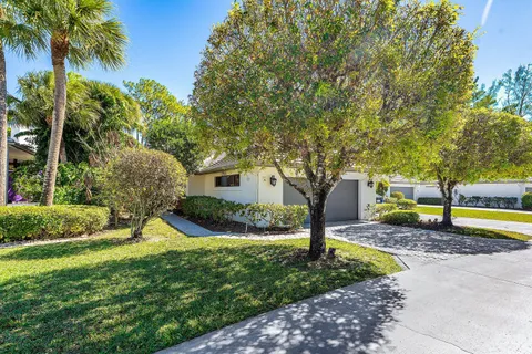 $625,000 | 1120 Sand Drift Way, Unit A, West Palm Beach, FL 33411