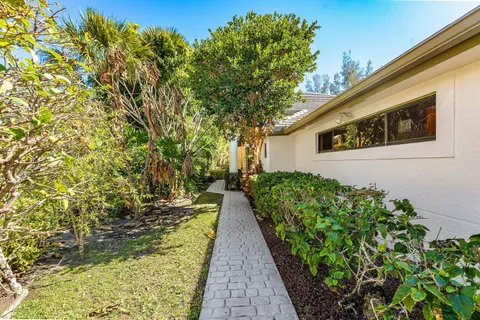 $625,000 | 1120 Sand Drift Way, Unit A, West Palm Beach, FL 33411