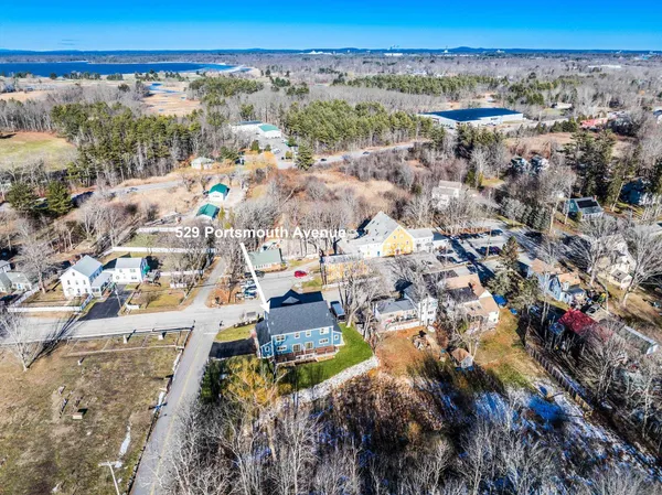 $925,000 | 3 Cemetery Lane, Greenland, NH 03840